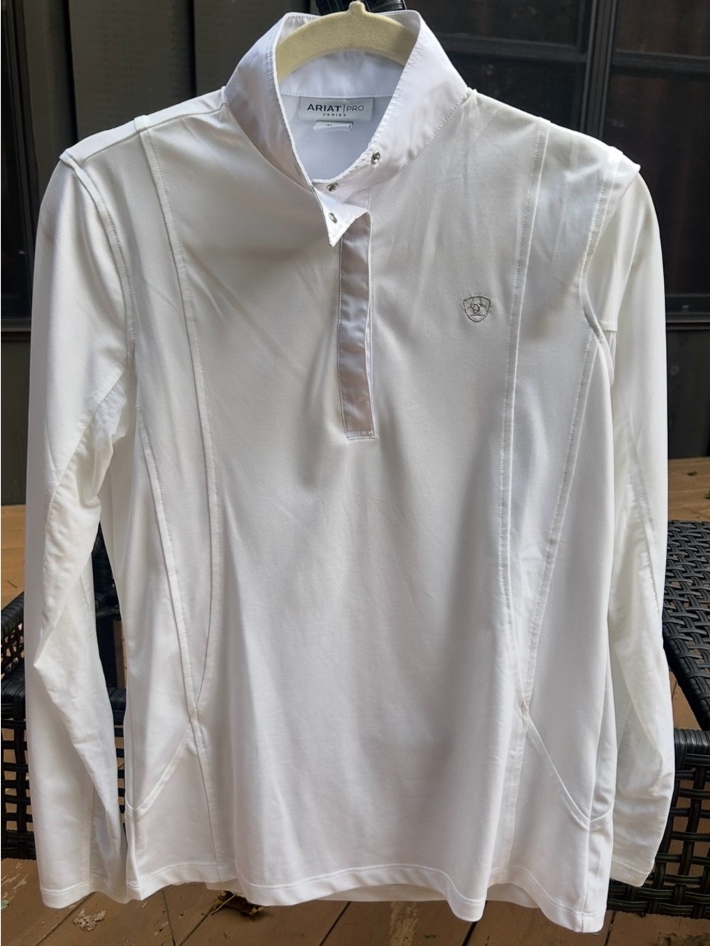 Ariat Pro Series M White Long-Sleeve snap front performance top